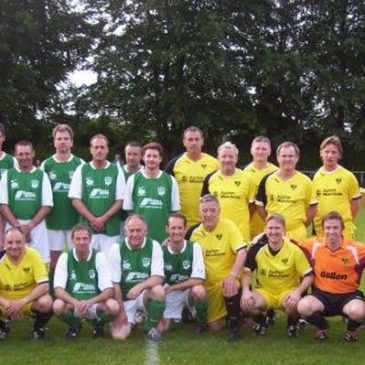 Traditionsmannschaft und C- Jugend von  Alemannia Aachen beim Jugendtag des SV  Waldfeucht-Bocket